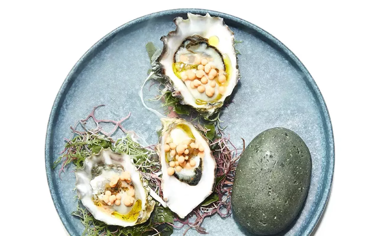 oysters & pearls at yellowbelly