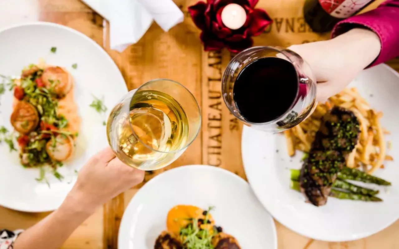 Food and drinks at Robust Wine Bar