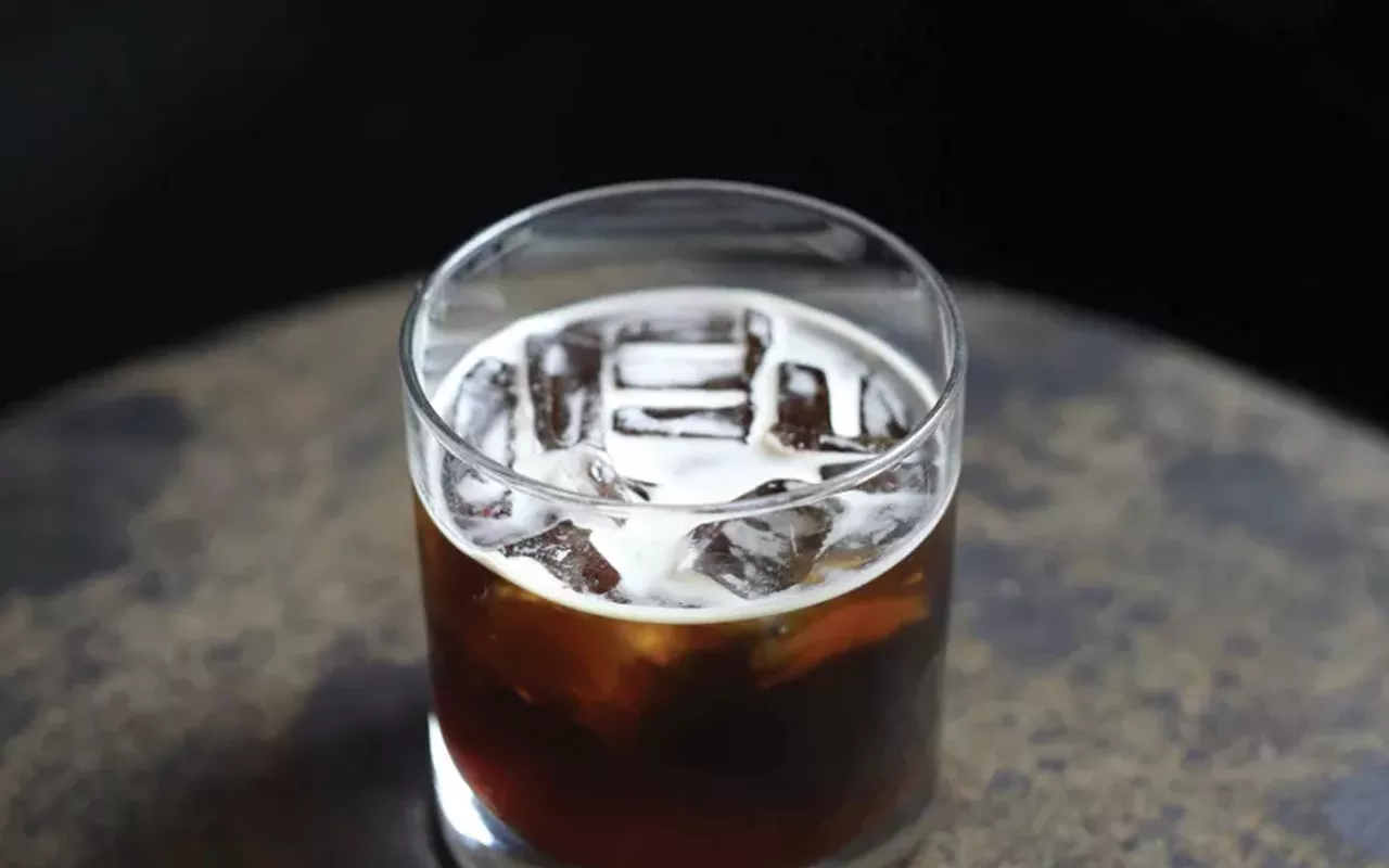 sparkling coffee with lemon